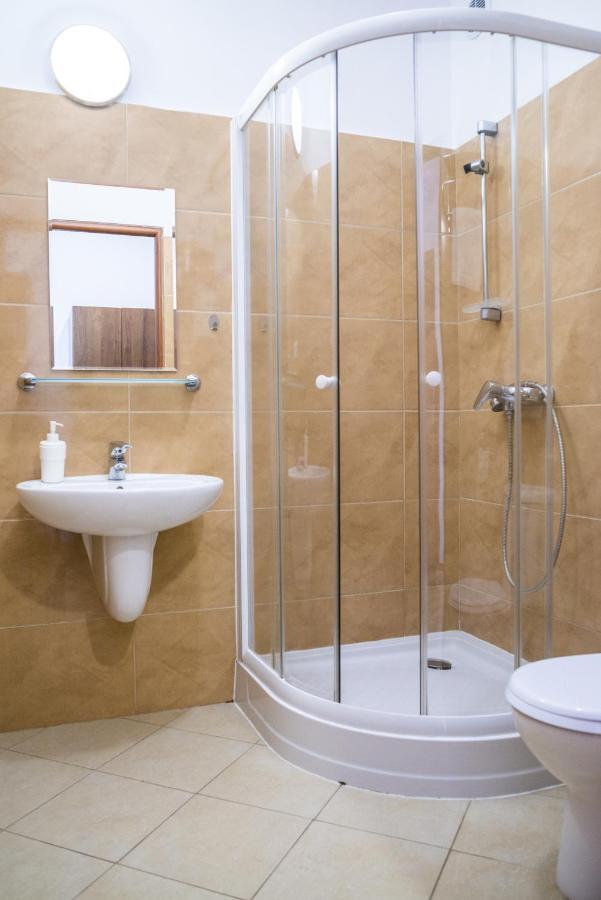 Scsk Brzezno Hostel Gdansk Bagian luar foto