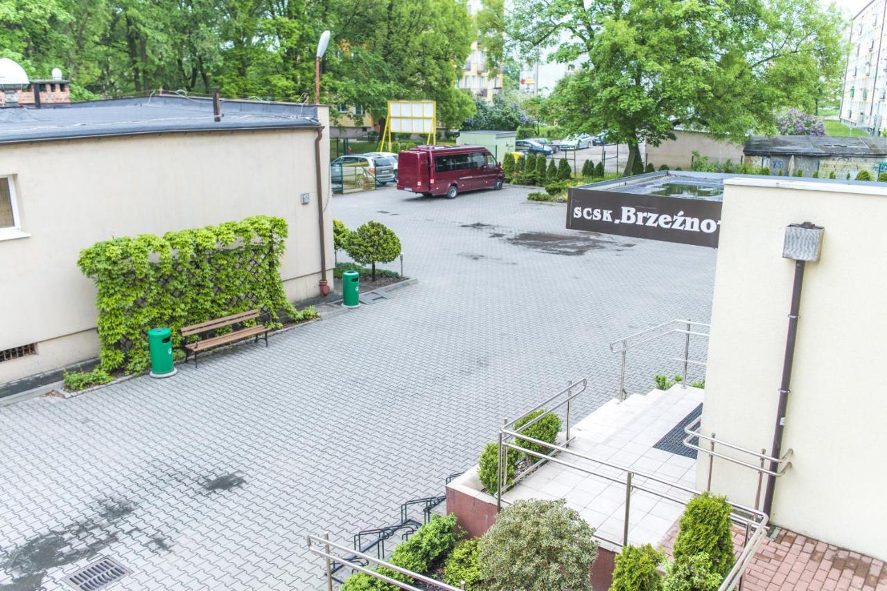 Scsk Brzezno Hostel Gdansk Bagian luar foto